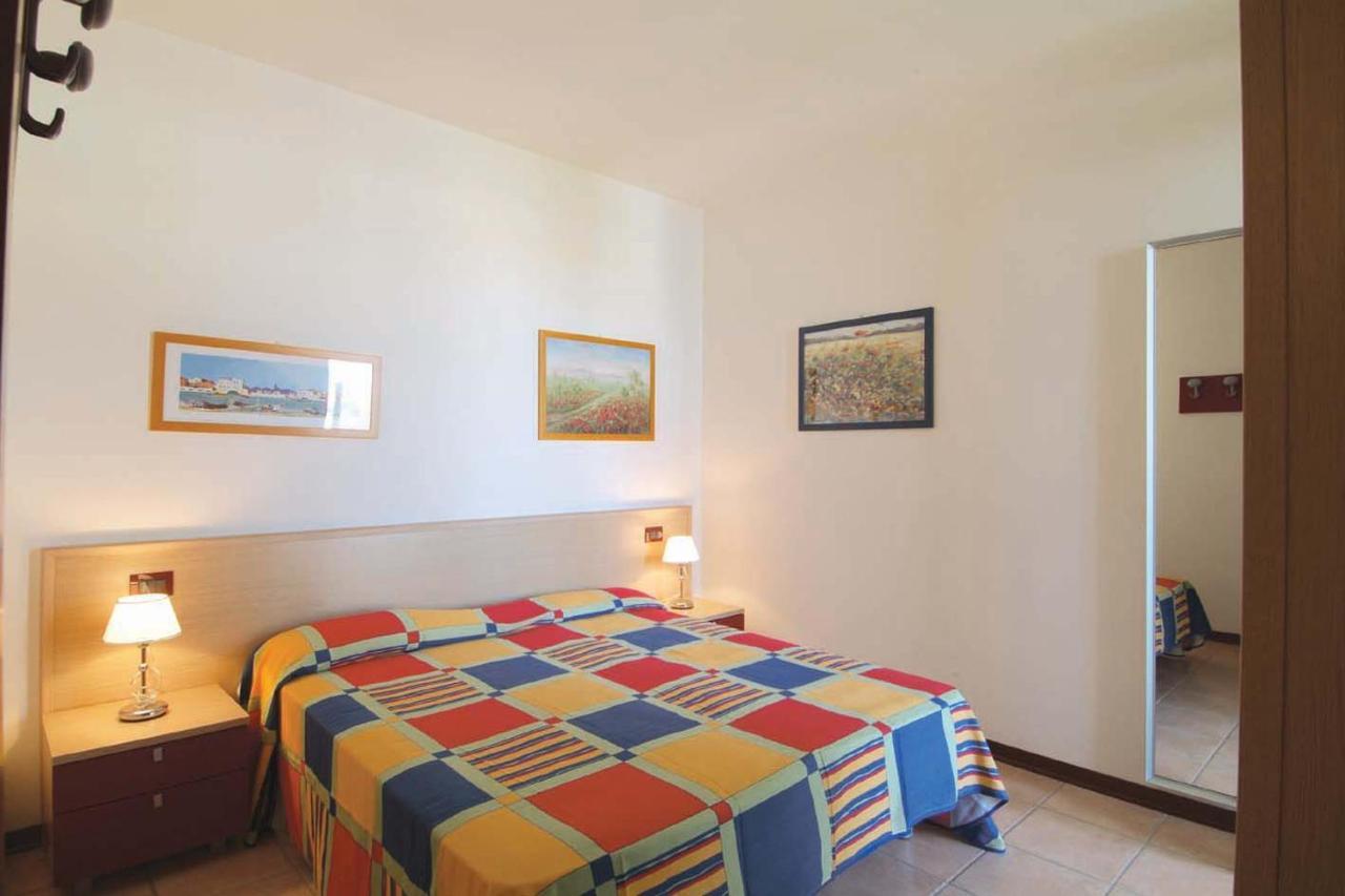Altanea Apartments Con Piscina Caorle Exterior photo